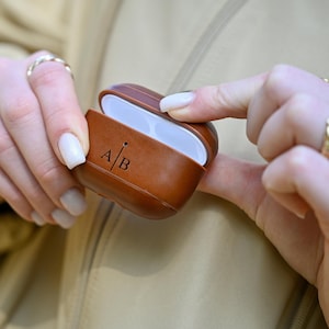 Brown Leather AirPod 4 Case, AirPods Pro 1 2 Case, AirPods Cover , Custom Cute AirPod Case, AirPod Pro 2 Case, AirPods Cover Keychain Gift