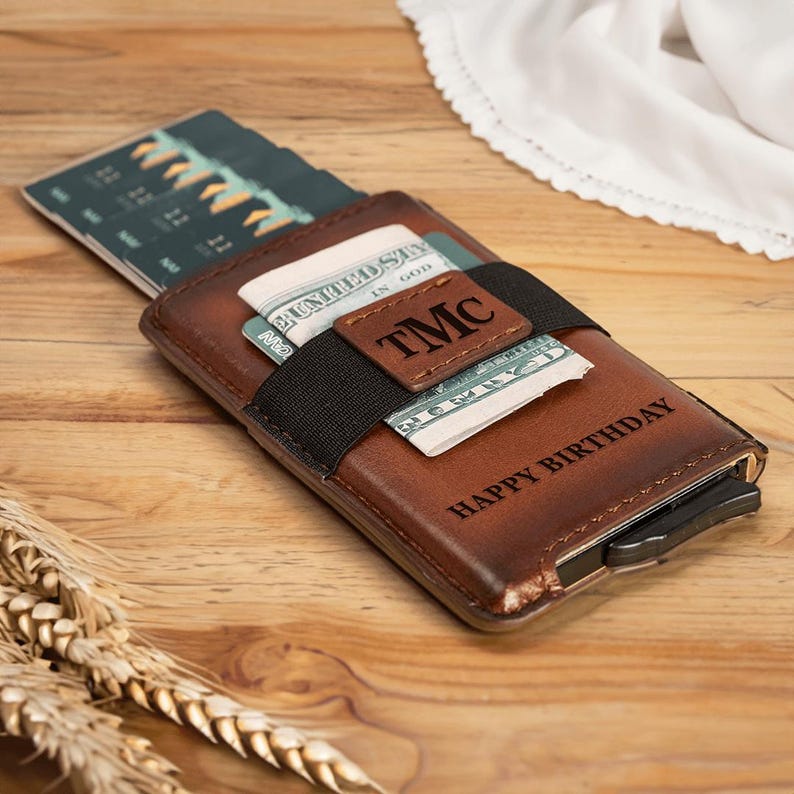 Engraved Dad Gift Men's Wallet, Custom Monogrammed Wallet, Pop-up Card Holder, Men's Wallets, Groomsman Wallet, Valentines Day Gift
