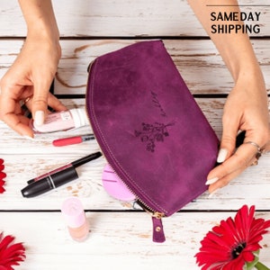 Personalisierte Leder Schminktasche Muttertagsgeschenke, Benutzerdefinierte Blumen Schminktasche, Kosmetiktasche, Monogramm Schminktasche, Schminktasche Geschenk für Frauen