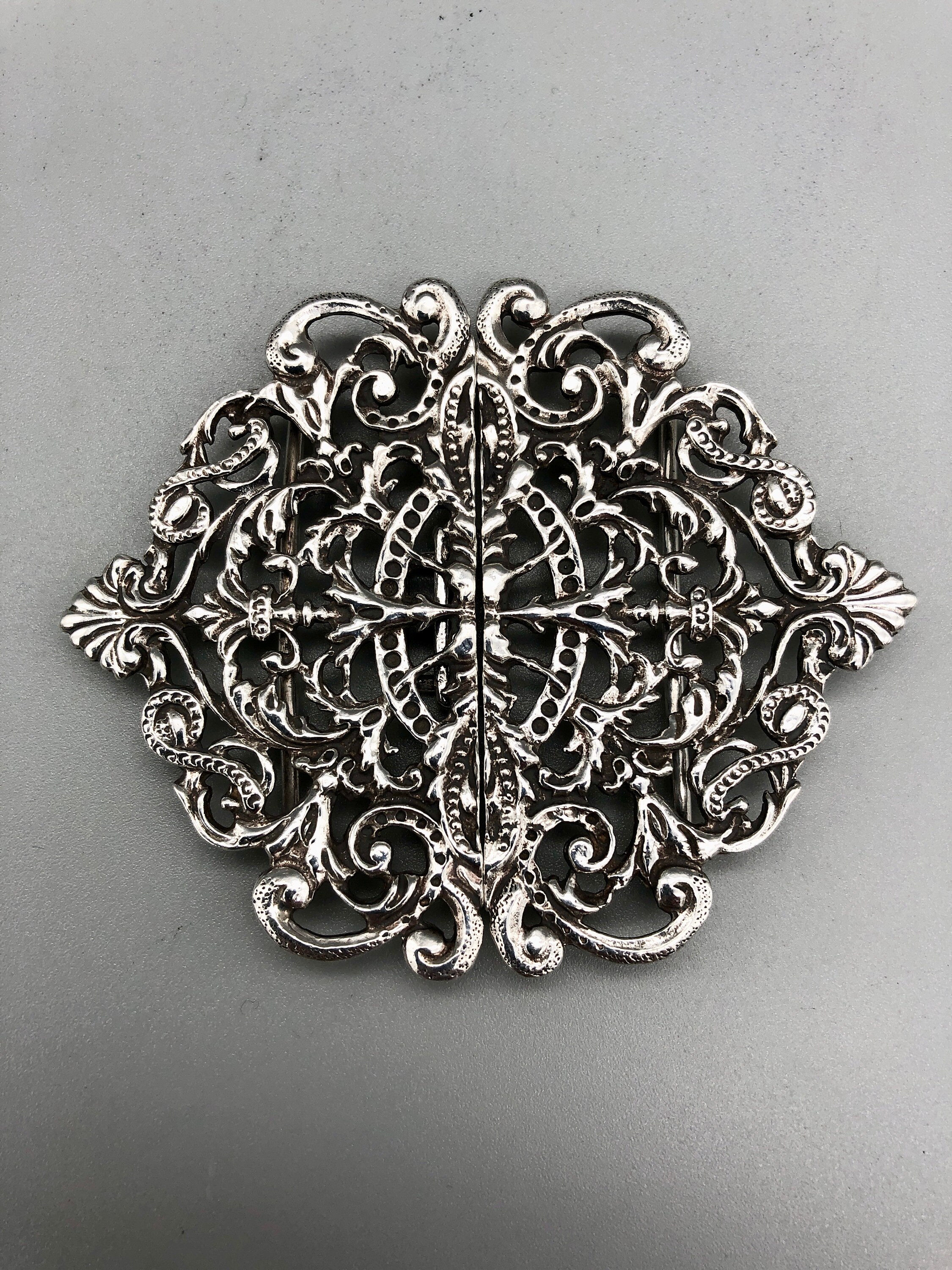 VALERE ROCOCO SHELL BELT MULTI main image 1