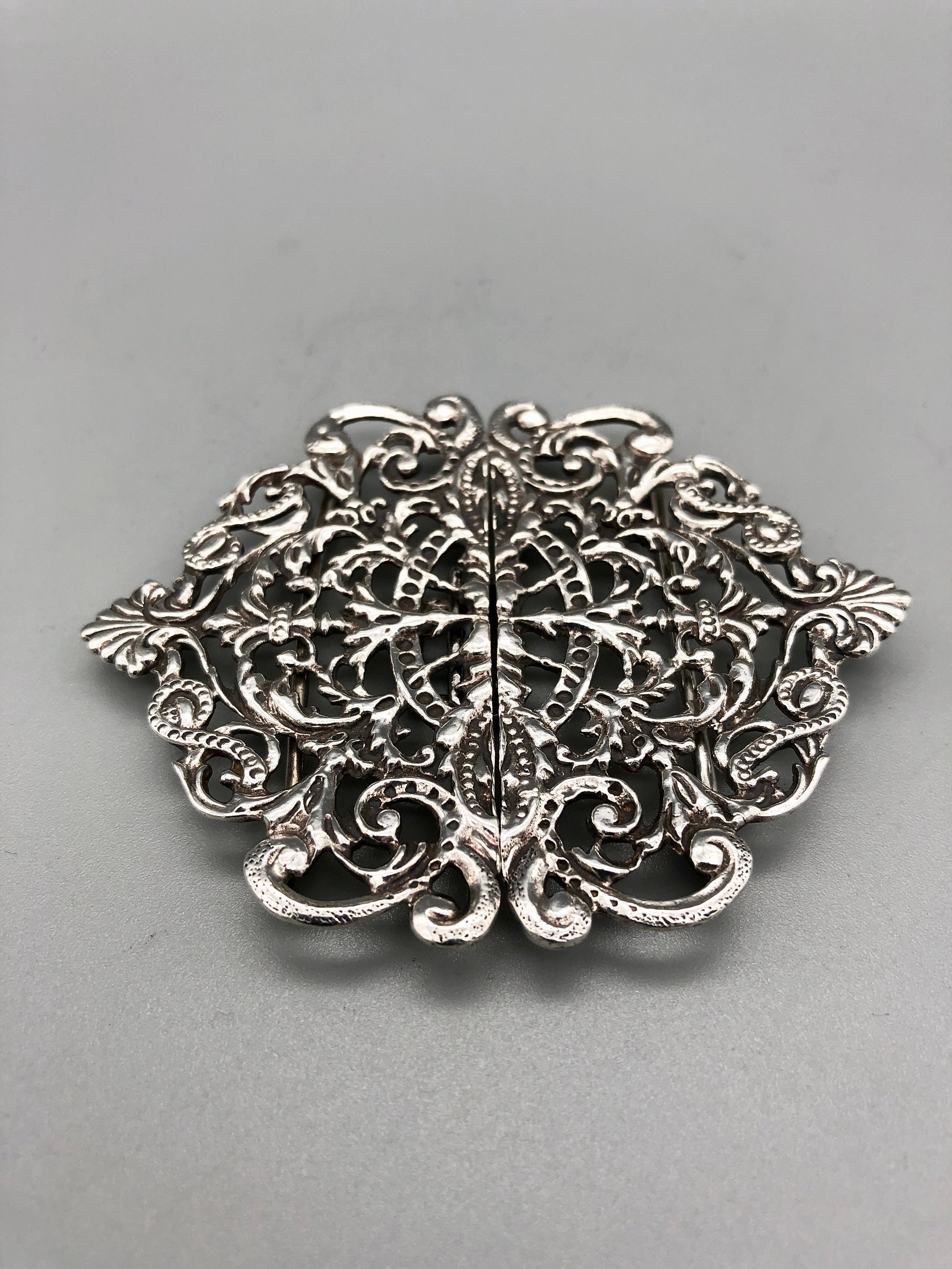 VALERE ROCOCO SHELL BELT MULTI