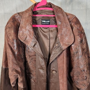 Chaqueta vintage Pelle 325 de piel auténtica marrón mediana/grande con estampado de serpiente y patchwork, NYC