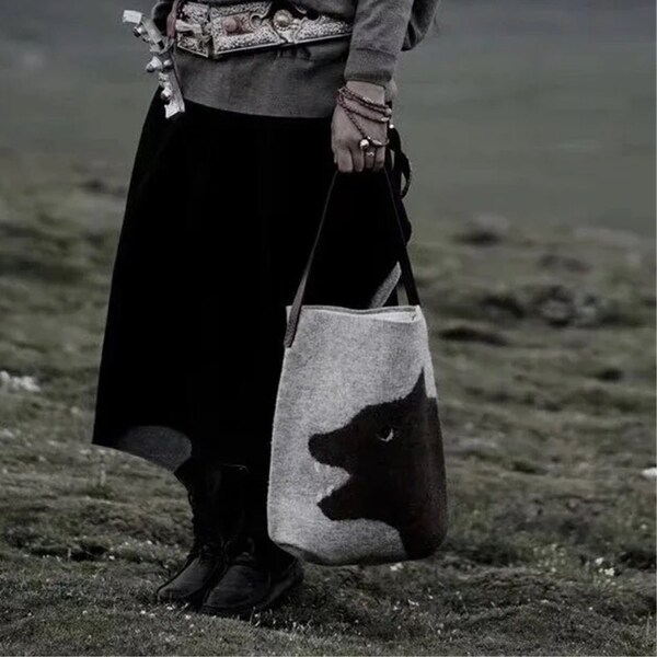 Phhadrokbha Snowland Creatures Series-Handmade Wool Felt Crossbody Bag-Tibetan Brown Bear Pattern