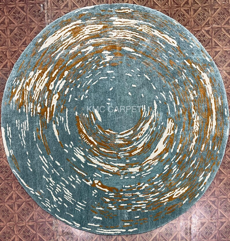 Eclectic Round Wool Rugs Abstract Tufted Round Wool Rug: Colorful Wavy Pattern Handmade From ...