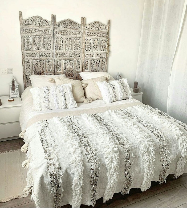Moroccan Wedding Blanket Handira WHITE with Metal Sequins,carpet moroccan,berber,bedding blanket, Handmade and High Quality ,Halloween gifts image 5