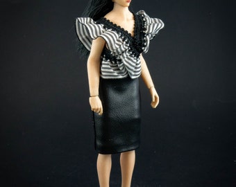 Scarlet Outfit Kollektion im Maßstab 1:12 (Passend zur Phicen Puppe im Maßstab 1-12)