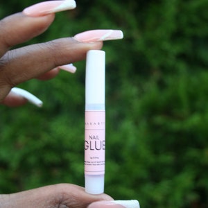 Nail glue