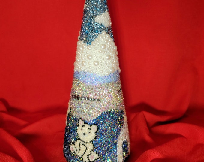 CLEARANCE! Cute Winter Scene with Polar Bears Rhinestone Tabletop Christmas Tree