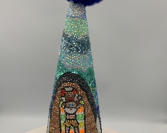 Lido Cruise Ship Santa Rhinestone Tabletop Tree