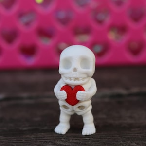 3D Printed Mini Flexi Animal Fidget | 3D Printed Fidget Collectible | Articulated Fidget | 3D Printed Flexi | Desk Figurine | Valentine Gift