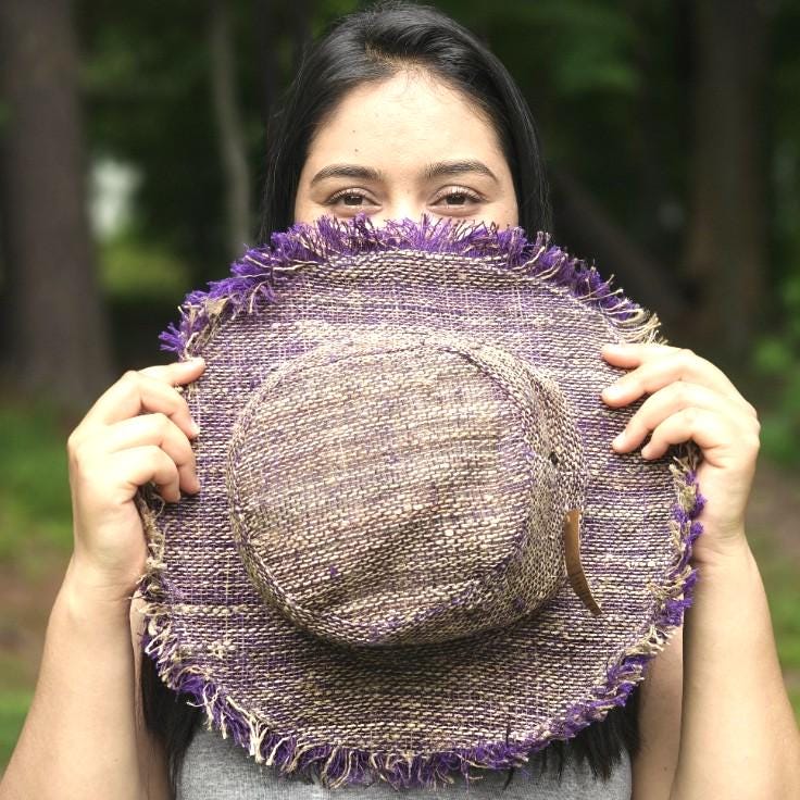 Vintage Purple Raffia Sun Hat Wide Brim Packable Beach Lavender Resort Vacation Vintage 1950s Purple Raffia Fringe Novelty Straw Summer Sun  main image 4