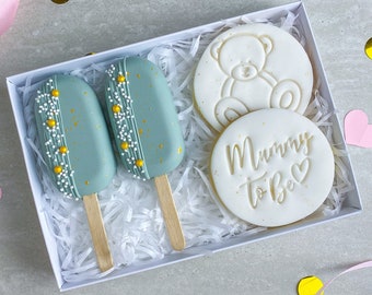 MUMMY TO BE Cakesicle Treat Box - Pregnancy Congratulations Gift - Maternity Gift - New Parents Gift Box - Gender Neutral Baby New mum Gift