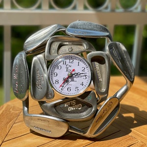 Golf club clock. Made from Recycled Golf Irons. Golf gifts for men. Golf gift iron club. Desk clock. Wall Clock. Golf gifts. Golfing gift