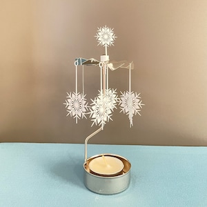 Spinning candle holders white snowflake, Rotary candle holders, Candle carousel, Christmas tea light holder, Christmas gift, Snowflake