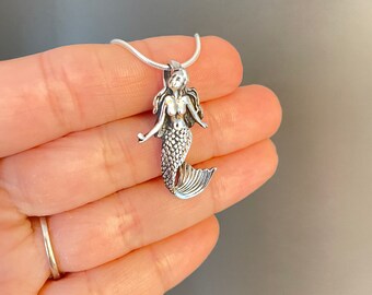 Vintage Style Art Silver Mermaid Pendant Necklace Jewelry Gifts for Women Vintage Style Art Silver Mermaid Pendant Necklace Jewelry Gifts for Women