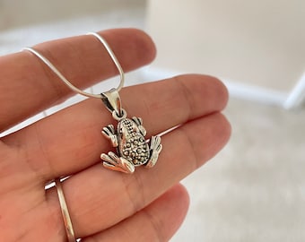 Frog Pendant, Frog Necklace, Sterling Silver Frog Pendant, Silver frog, Frog charm necklace, Frog jewelry, Toad necklace, Pendant necklace