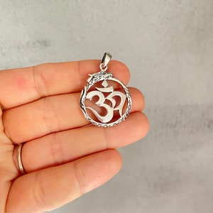 Ohm Pendant Sterling Silver, Yoga jewellery, Spiritual jewelry, Om Ohm Necklace, Yoga gift, Chakra Healed Buddha Spiritual