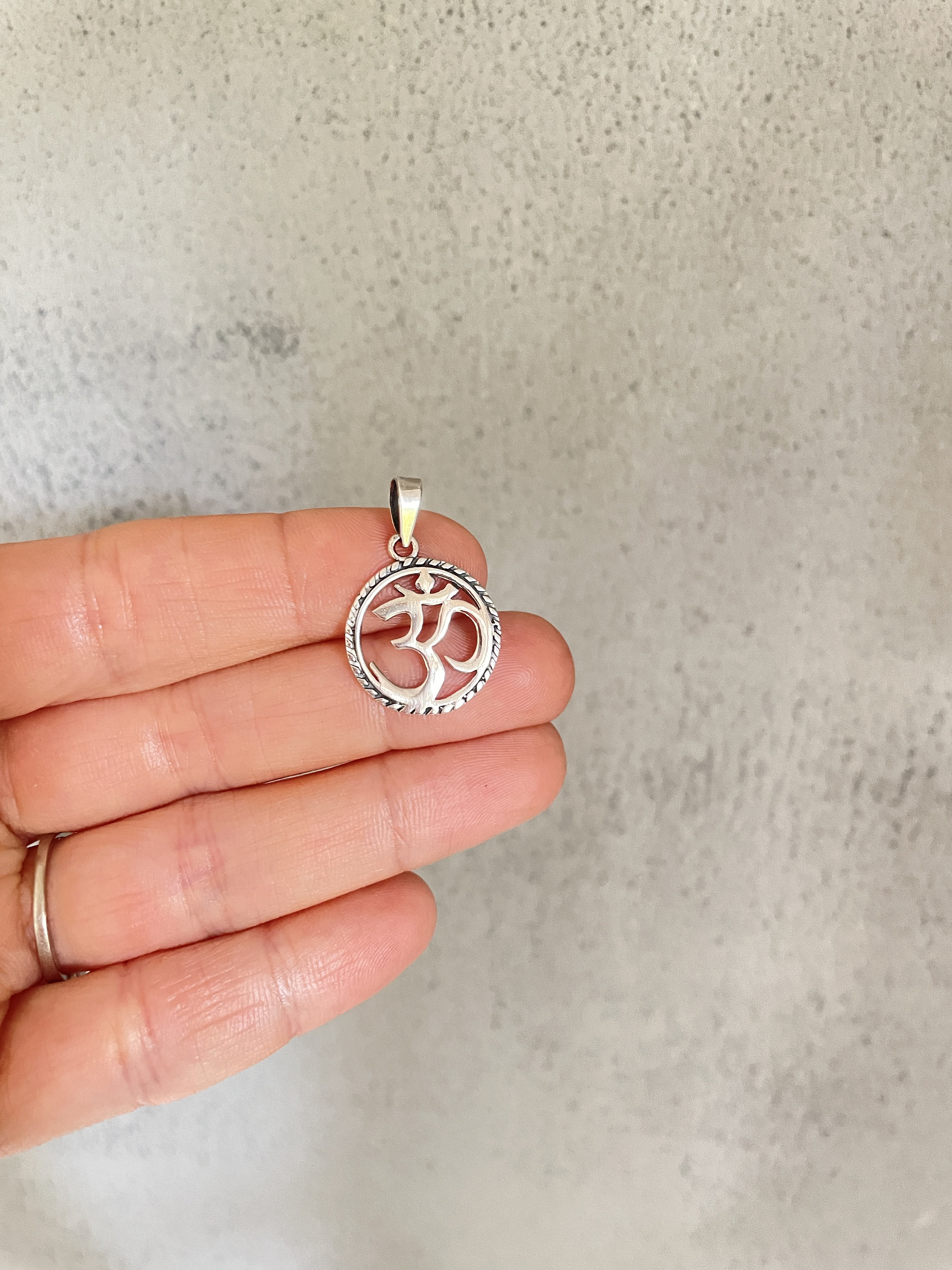 Ohm Pendant Sterling Silver, Yoga jewellery, Spiritual jewelry, Om Ohm Necklace, Yoga gift, Chakra Healed Buddha Spiritual