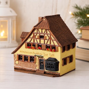 キャンドルハウス　クリスマス ドイツにある実際の建物。セラミック製のティーライトハウス