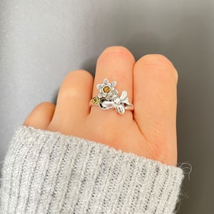 Bee Ring, Flowers Ring, 925 Sterling Silver Bee Ring, Adjustable ring, Bee jewellery, Bee gifts, Amber jewellery, Bee, Bee Ring, Bee lover
