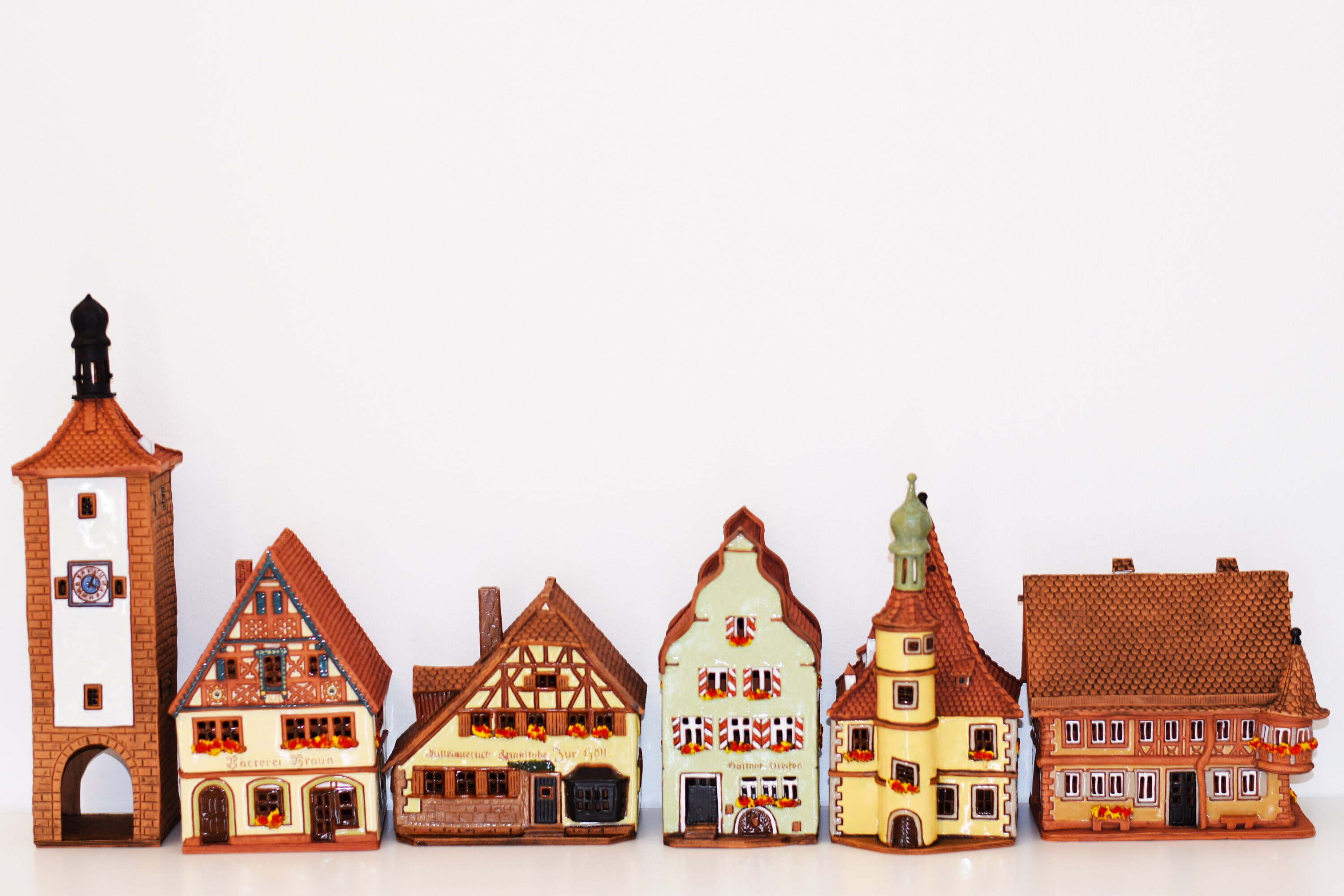 Real House Rothenburg, Germany. Ceramic House Tealight