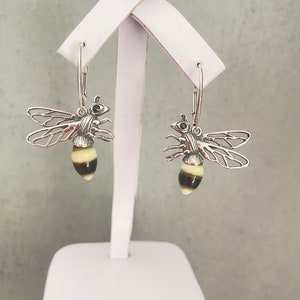 Bee Earrings, Bee Jewelry, Sterling Silver Bee Earring, Bee Gift, Bee earrings dangle, Bumble bee earrings