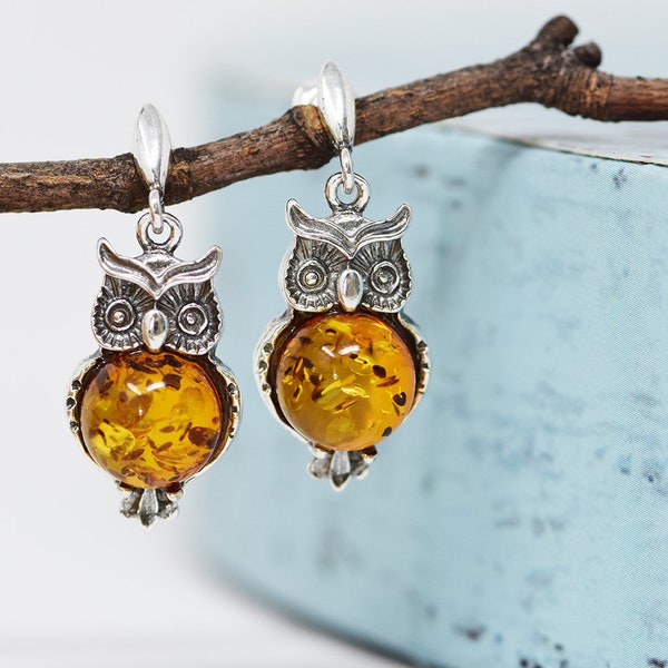 Owl Earrings, 925 Sterling Silver Owl Earrings,  Owl earrings stud, Dainty Owl Earrings, Amber earrings, Amber Jewelry, Symbol of Wisdom