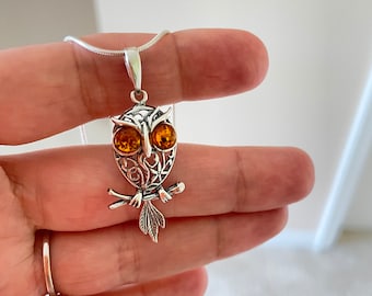 BALTIC HONEY or GREEN AMBER & STERLING SILVER OWL NECKLACE CHOKER 