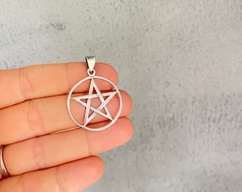 Pentacle Pendant, Sterling Silver Pentagram Necklace, Pentagram Pendant, Wiccan jewelry, Pagan Jewelry, Gothic pentagram, Wicca jewelry