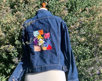 Jean Jacket w. Hand Embroidered Utah Floral Design