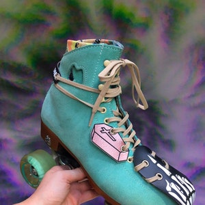 Coffin Roller Skate Lace Accessory