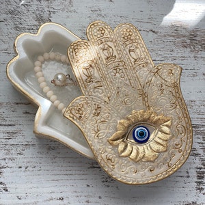 Hamsa Evil Eye Trinket Box with Vintage touch | Ring Dish | Jewelry Dish | Gold or Silver Finish | Holidays Gift