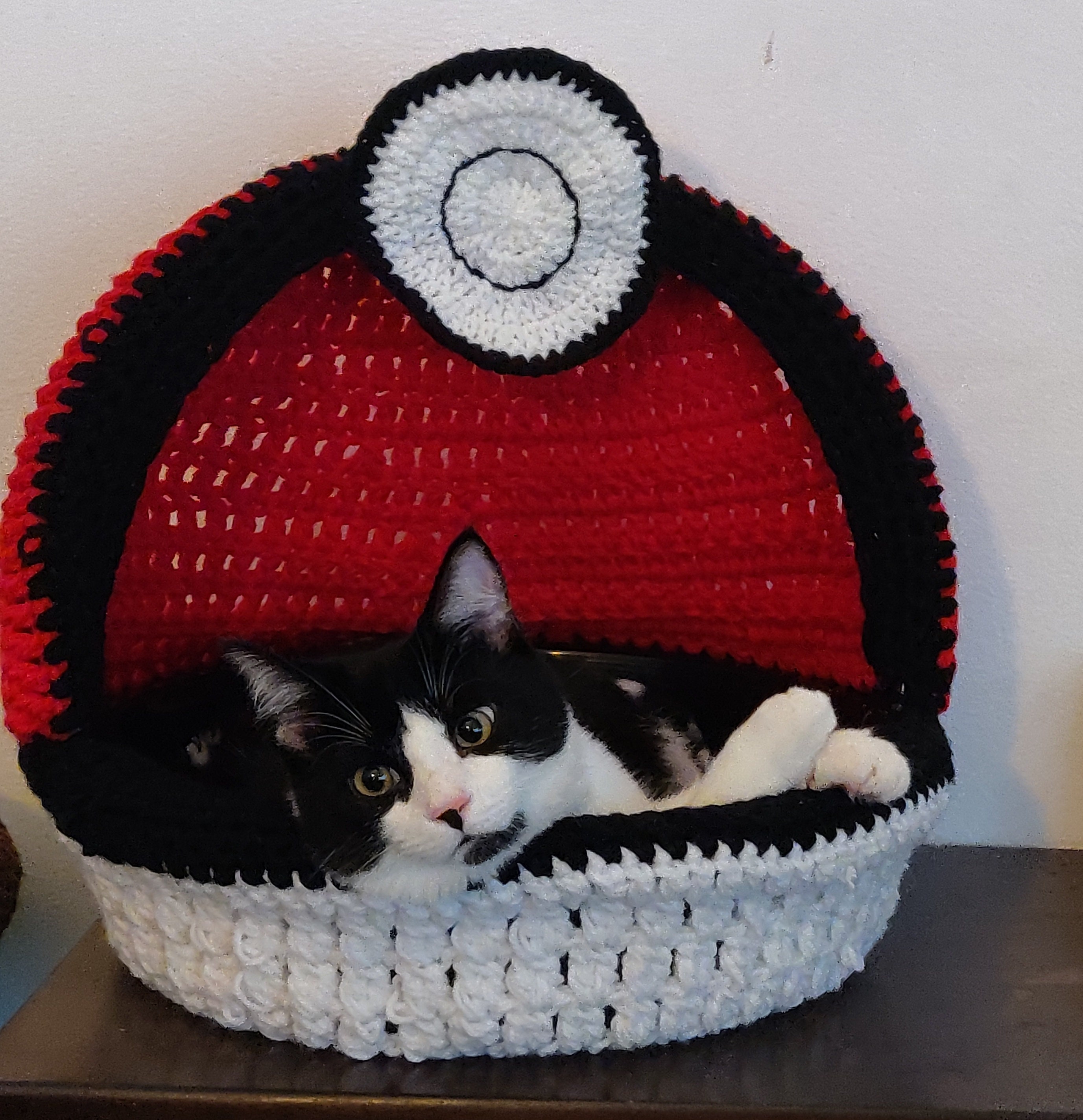 Pusheen dog bed online