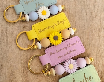 Personalised Daisy Beaded Faux Leather Keyring, bag charm, teacher gift, back to school gift, personalised keyring, birthday gift,