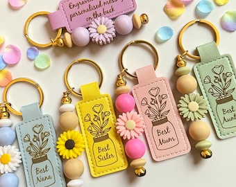 Porte-clés personnalisé en similicuir perlé marguerite, cadeau enseignant, cadeau maman, cadeau grand-mère, cadeau mamie, cadeau soeur, cadeau tante, cadeau d'anniversaire,