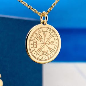14K Solid Gold Viking Necklace,Vegvisir Compass Necklace,Gold Pagan Compass Pendant,Viking Disc Charm, Personalized necklace