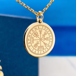 Gold Viking Compass Pendant, Vegvisir Compass Necklace, Gold Pagan Compass Pendant, Viking Disc Charm, Nordic Jewelry, Personalized necklace