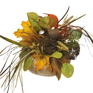 Fall centerpiece, Pumpkin centerpiece, Fall decor, Floral arrangement, Mantel, Table top, Farmhouse, Velvet Pumpkin, Champagn  Pumpkin