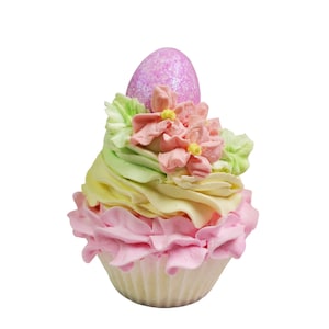 Faux Easter Cupcake: Pastel Decor with Glitter Egg