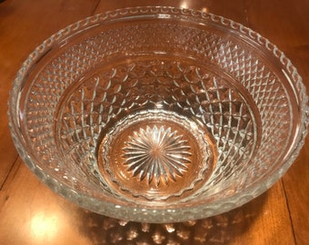 Vintage Wexford Anchor Hocking Glass Salad Bowl Wexford Pattern Anchor Hocking Medium Bowl Kitschy Mid Century Wexford Bowl
