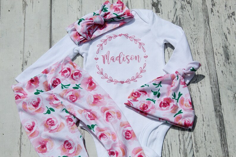Baby girl coming home outfit Newborn coming home outfit Baby girl outfit Newborn outfit Baby shower gift Baby girl clothes Baby outfits