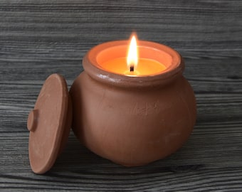Beeswax candle in Terracotta pot with lid - Clay Pot Beeswax Candle -  Unscented Candle - Container Candle - Autumn Candle - Homemade Candle