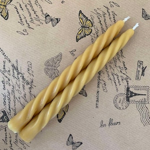 2 x velas de cera de abejas hechas a mano - Velas cónicas giratorias - Velas en espiral caseras - Velas para la cena - Decoración de temporada - Regalo ecológico