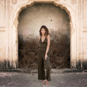 Viscose Jumpsuit Flared with leg slit image 6