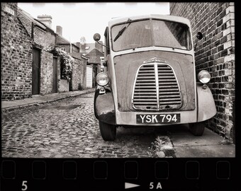 Vintage Bakery Van Print: Newcastle-Upon-Tyne Photography (Digital Download)