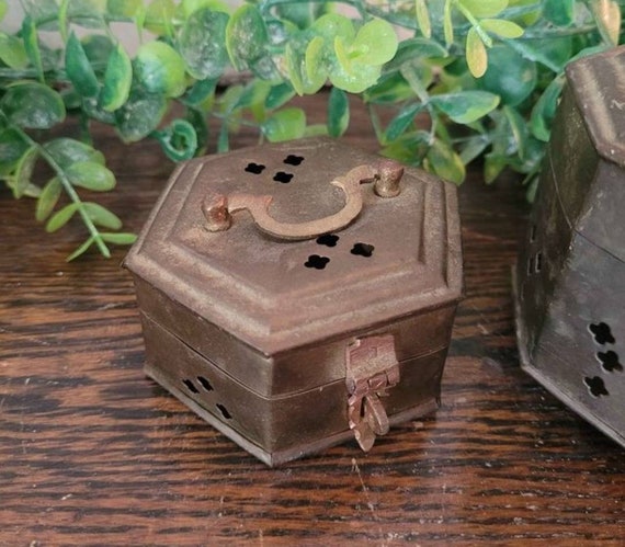 Vintage Indian cricket box set solid brass trinke… - image 4