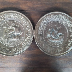 Sailing Vintage brass ship sailiboat wall plates plaque embossed bronze wall medallions sailor gift for dad