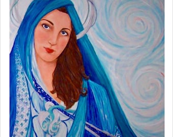 Könnte beinhalten: Ölgemälde einer Frau mit braunem Haar und blauen Augen, die einen blauen Schleier und ein blaues Gewand trägt. Ein weißer Heiligenschein umgibt ihren Kopf. Der Hintergrund zeigt wirbelnde blaue und weiße Pinselstriche.