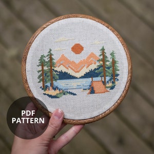 Peaceful Mountain Camping Scene - Kreuzstichvorlage - Digitales PDF-Muster
