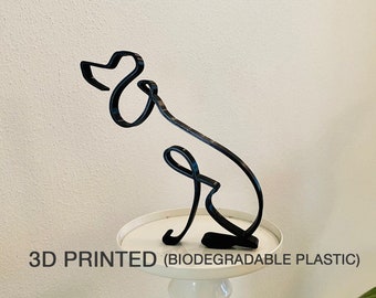Scultura artistica minimalista a forma di barboncino: figura di cane stampata in 3D (plastica biodegradabile)